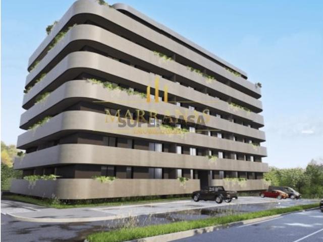 Apartamento T3 Novo C/ Varanda