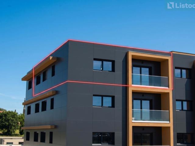 Apartamento T3 Novo c/ Varanda e Garagem Oportunidade Única