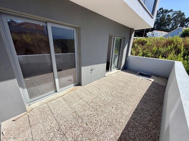Apartamento T3 NOVO com 156m2, Terraço e Lugar de Garagem. 156m² Nogueira Da Regedoura