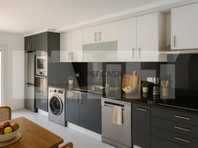 Apartamento T3 com 1 parqueamento, Quinta da Ladeira