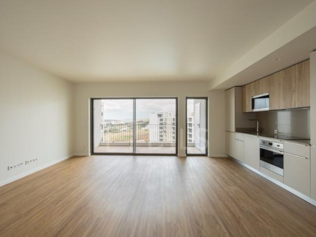 Apartamento T3 novo com 2 lugares de estacionamento