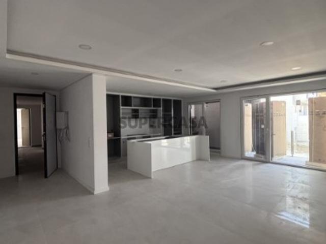 Apartamento T3 novo com terraço de 27 m², Palmela Fração J