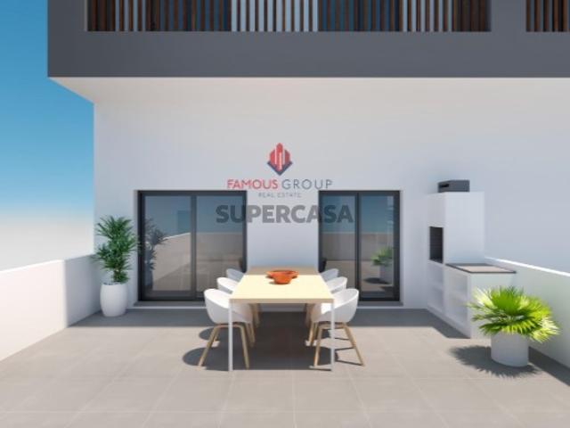 Apartamento T3 novo com estacionamento