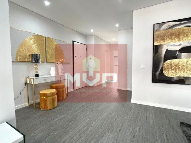 Apartamento T3 novo com estacionamento e piscina Olhão 0m² Quelfes