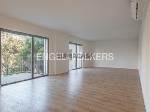 Apartamento T3 Novo com garagem na Alta de Lisboa Layout Residences
