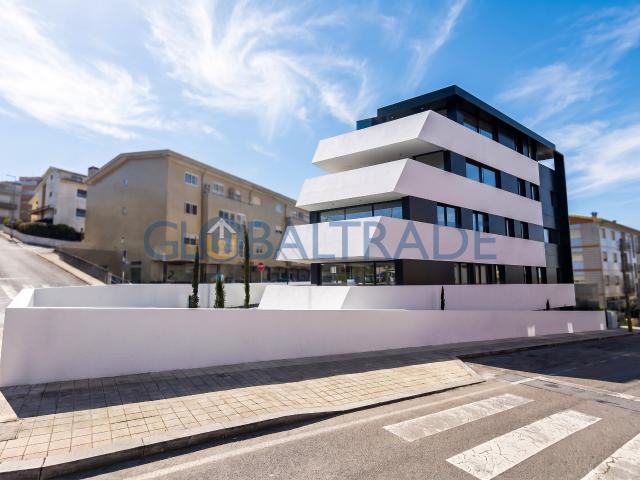 Apartamento T3 NOVO Edifício Bismark em São Cosme