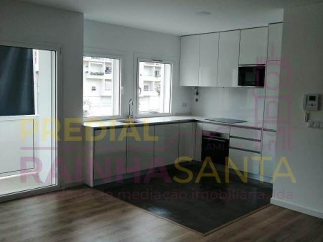 Apartamento T3 novo Eiras