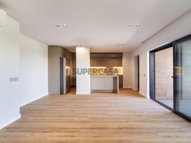 Apartamento T3 Novo em Faro Zona central