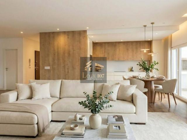 Apartamento T3 Novo em Val Flores