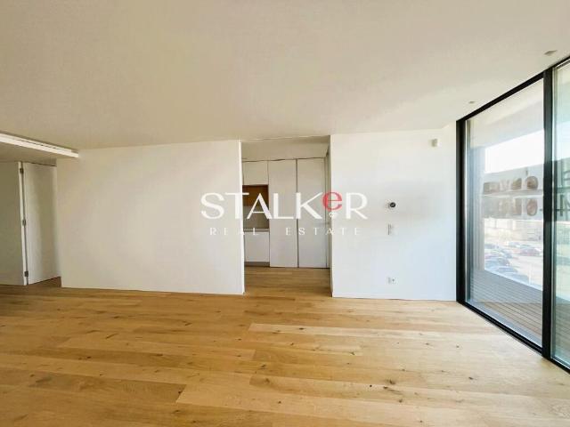 APARTAMENTO T3 NOVO ESPINHO