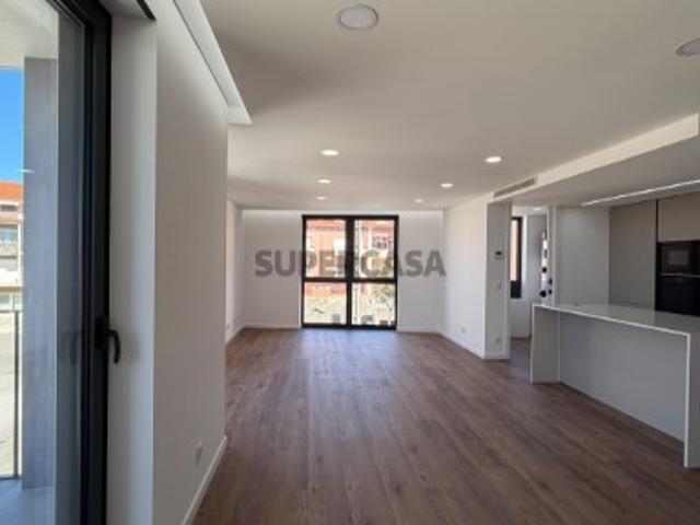 APARTAMENTO T3 NOVO SÃO BERNARDO,AVEIRO A 5 min.do Centro