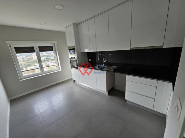 Apartamento T3 Novo Torres Novas