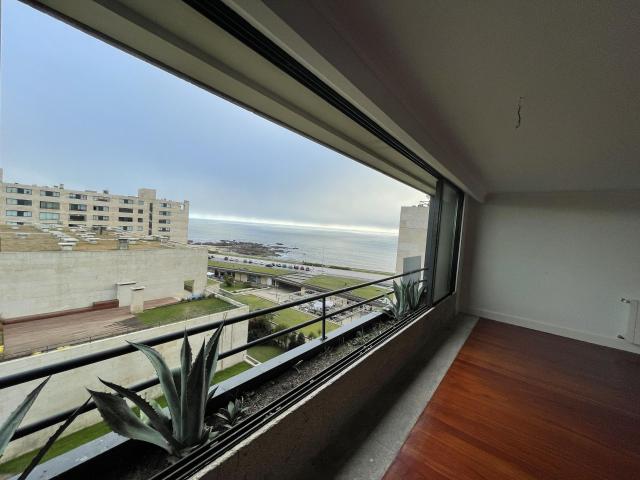 Apartamento T3 ótimo de alto padrão na 2ª linha do mar em Leça de Palmeira!