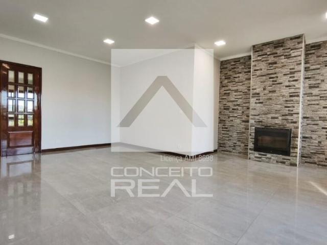 Apartamento T3 Paços de Brandão P/ Habitar