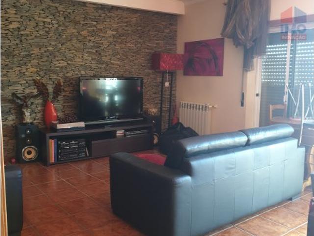 Apartamento T3 para alugar ao quarto