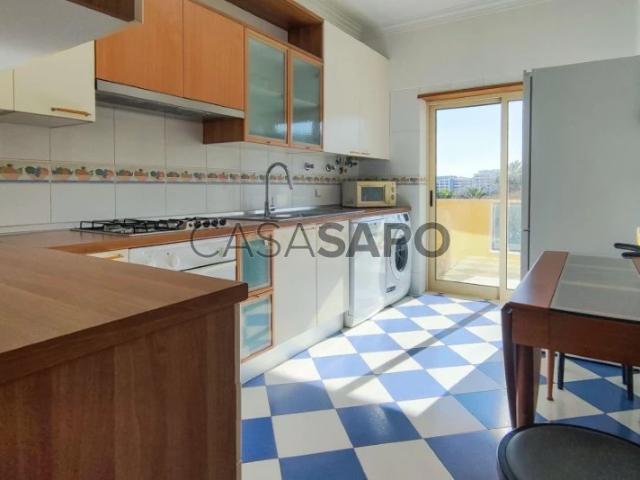Apartamento T3 para alugar em Almada