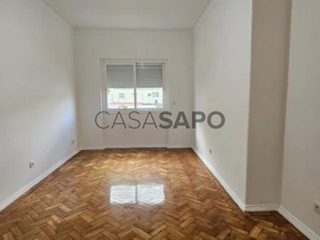 Apartamento T3 para alugar em Almada