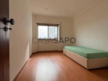 Apartamento T3 para alugar em Almada