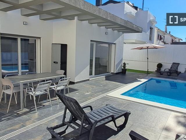 Apartamento T3 para alugar em Almada, Lisboa