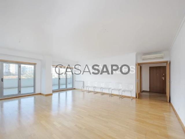 Apartamento T3 para alugar em Lisboa