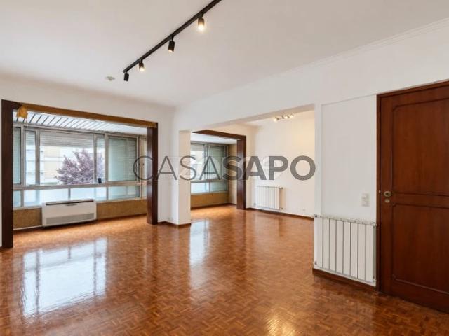Apartamento T3 para alugar em Loures