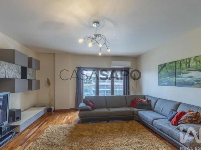 Apartamento T3 para alugar em Loures