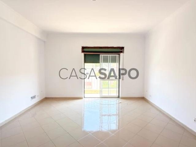 Apartamento T3 para alugar em Loures