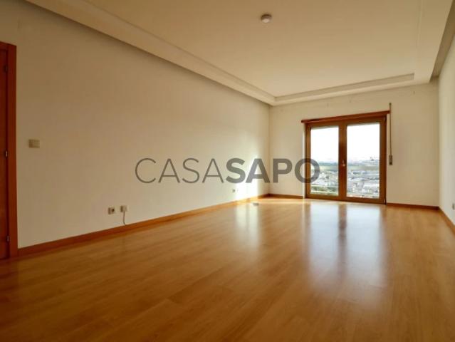 Apartamento T3 para alugar em Odivelas