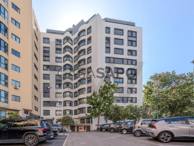 Apartamento T3 para alugar em Oeiras