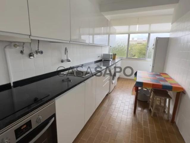 Apartamento T3 para alugar em Oeiras