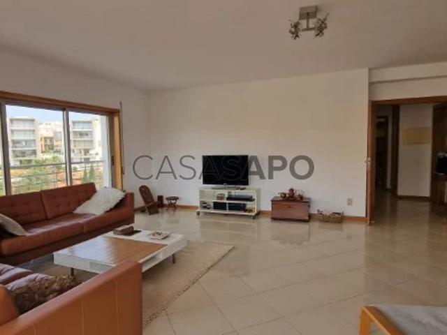Apartamento T3 para alugar em Portimão