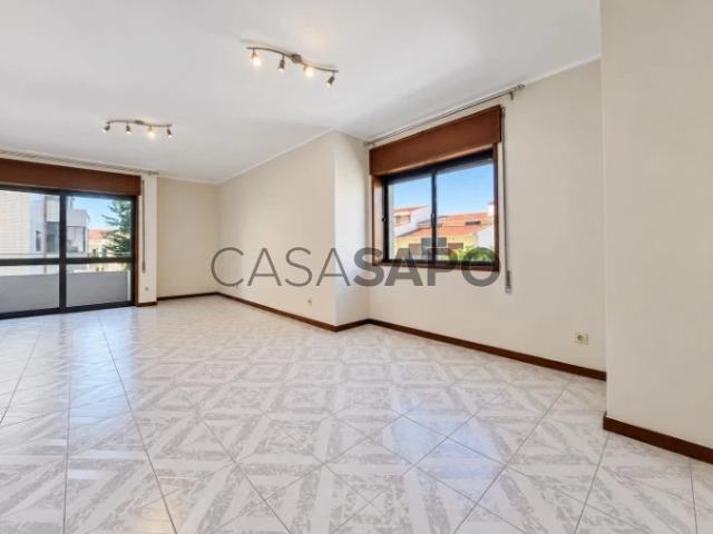 Apartamento T3 para alugar em Póvoa de Varzim
