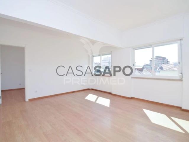 Apartamento T3 para alugar em Sintra