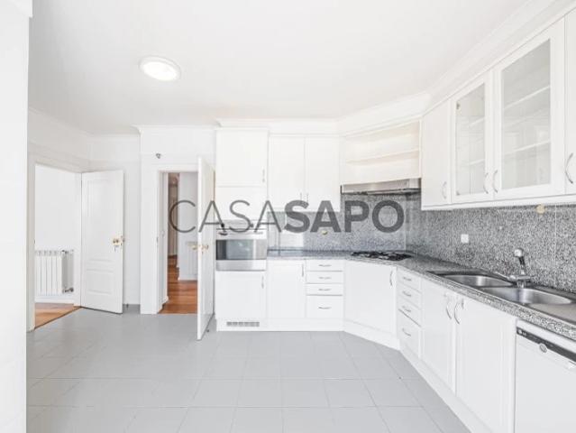 Apartamento T3 para alugar em Sintra