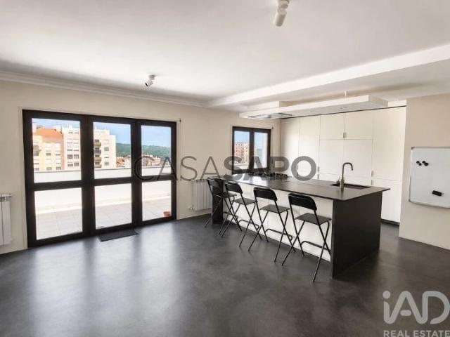 Apartamento T3 para alugar na Amadora