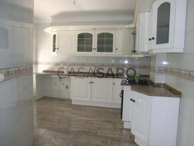 Apartamento T3 para alugar na Moita