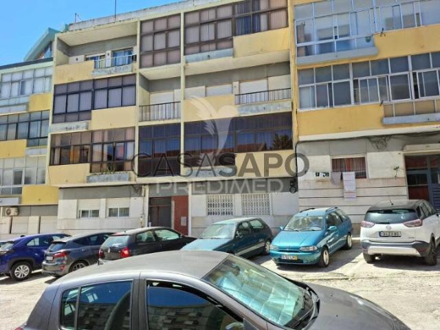 Apartamento T3 para alugar no Barreiro