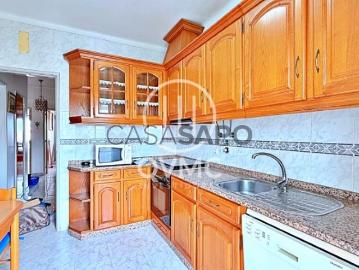 Amora, Distrito de Setúbal - Cozinha equipada