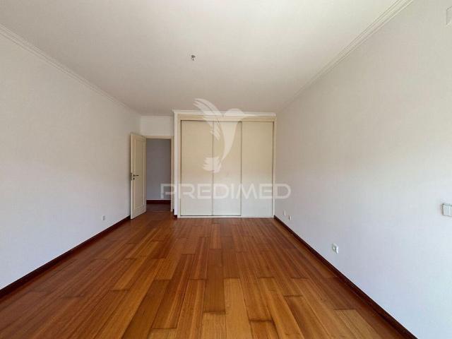 Apartamento t3 para arrendamento caldas da rainha