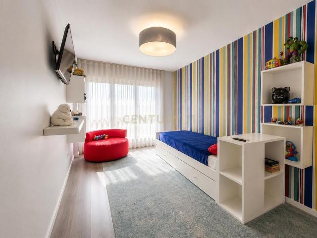 Apartamento T3 para Arrendamento com garagem box – Portas da Cidade, Montijo