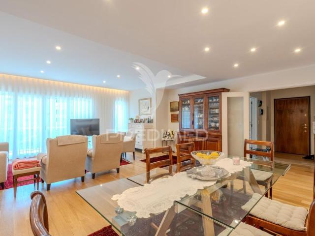 Apartamento t3 para arrendamento i condomínio villa restelo, com jardim e piscina no restelo/belém