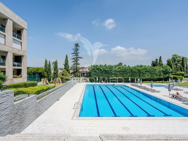 Apartamento t3 para arrendamento i condomínio villa restelo, com jardim e piscina no restelo/belém
