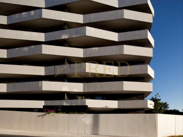 Apartamento T3 para arrendamento Mobilado LIVING FOZ