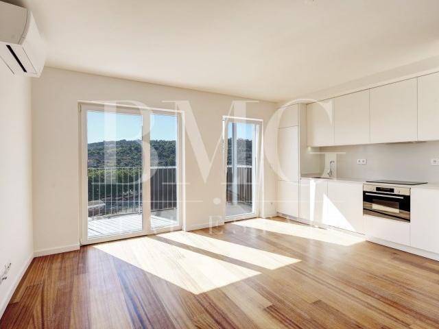 Apartamento T3 para arrendamento na Estrela