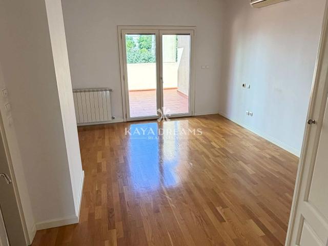 Apartamento T3 para Arrendamento na Quinta do Almirante em Santo António dos Cavaleiros