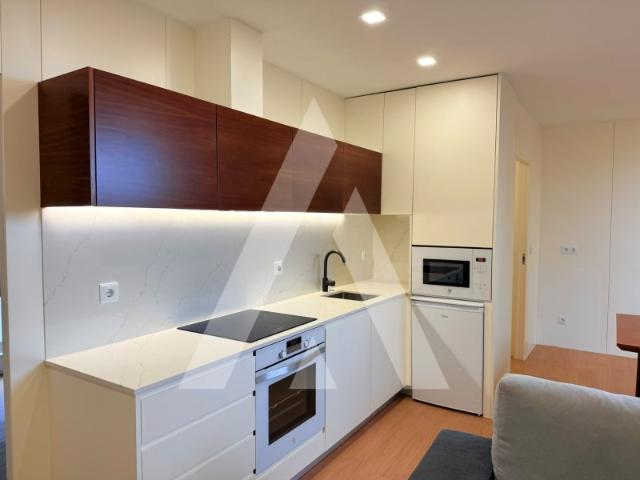 Apartamento T3 para arrendamento no centro histórico