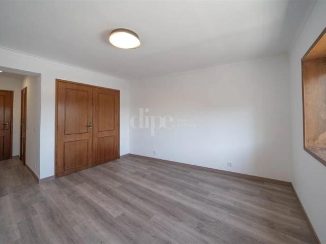 Apartamento T3 para arrendamento no coração de Guimarães