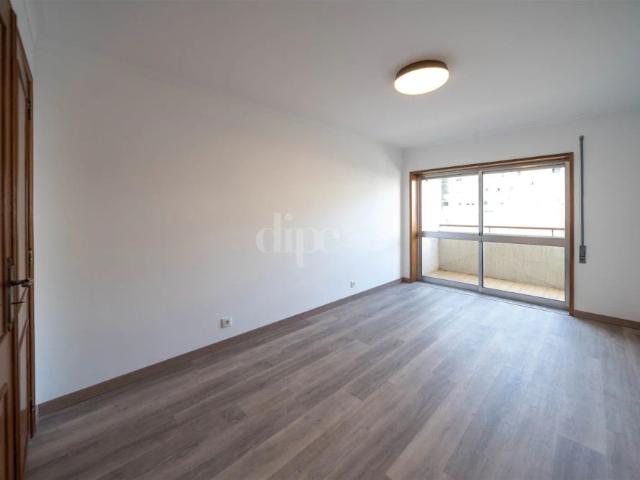 Apartamento T3 para arrendamento no coração de Guimarães