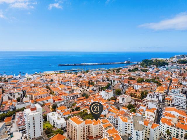 Apartamento T3 para Arrendamento no Funchal