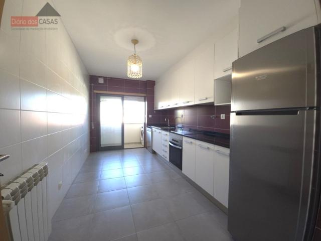 Apartamento T3 para Arrendamento Pampilhosa